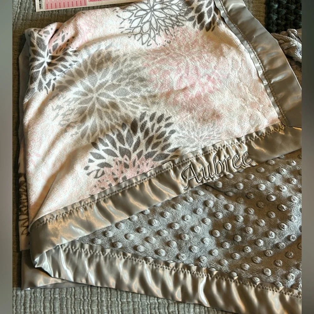 Aubree bundle - Picture 5 of 5